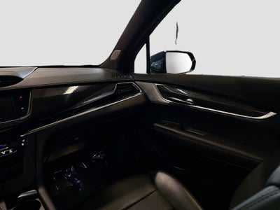 2025 Cadillac XT6 Sport