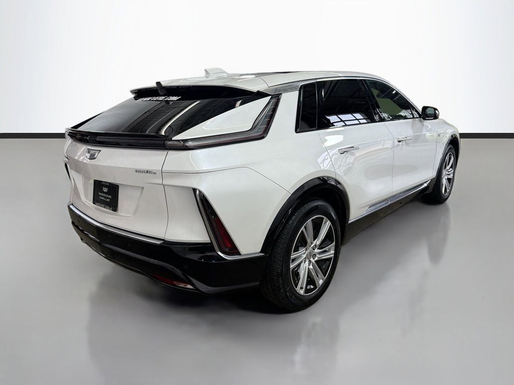 2024 Cadillac LYRIQ Tech