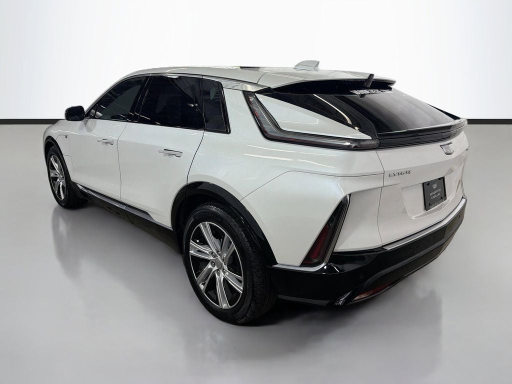 2024 Cadillac LYRIQ Tech