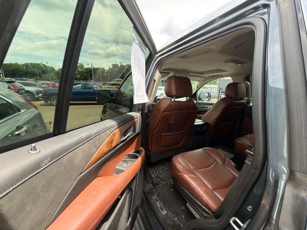 2019 Cadillac Escalade Luxury