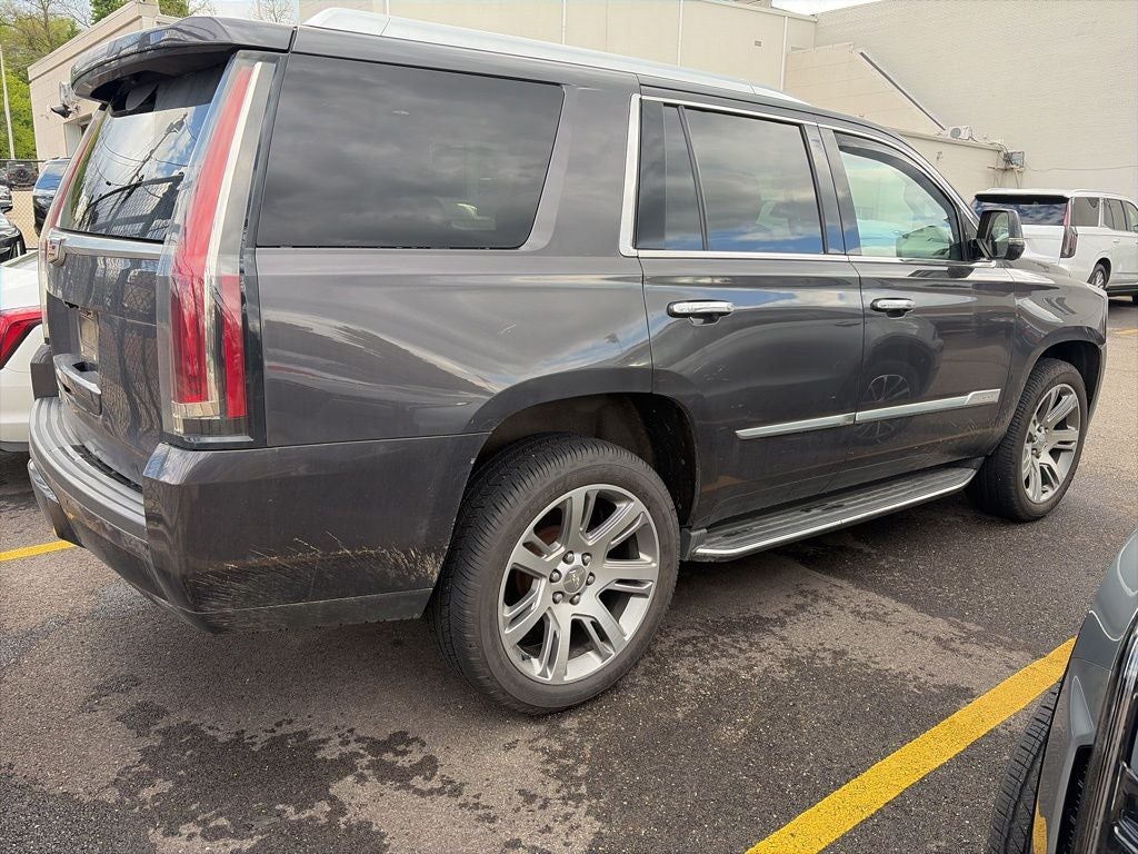 2017 Cadillac Escalade Luxury
