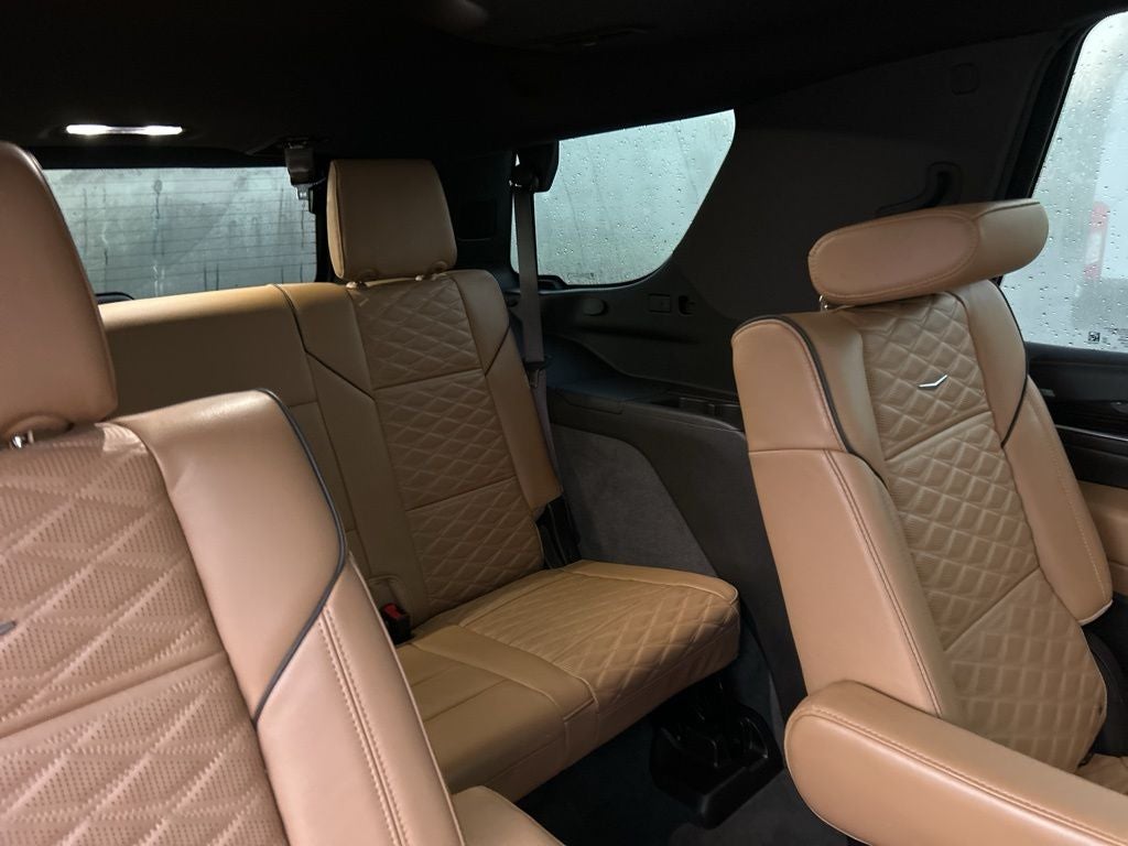 2023 Cadillac Escalade Sport