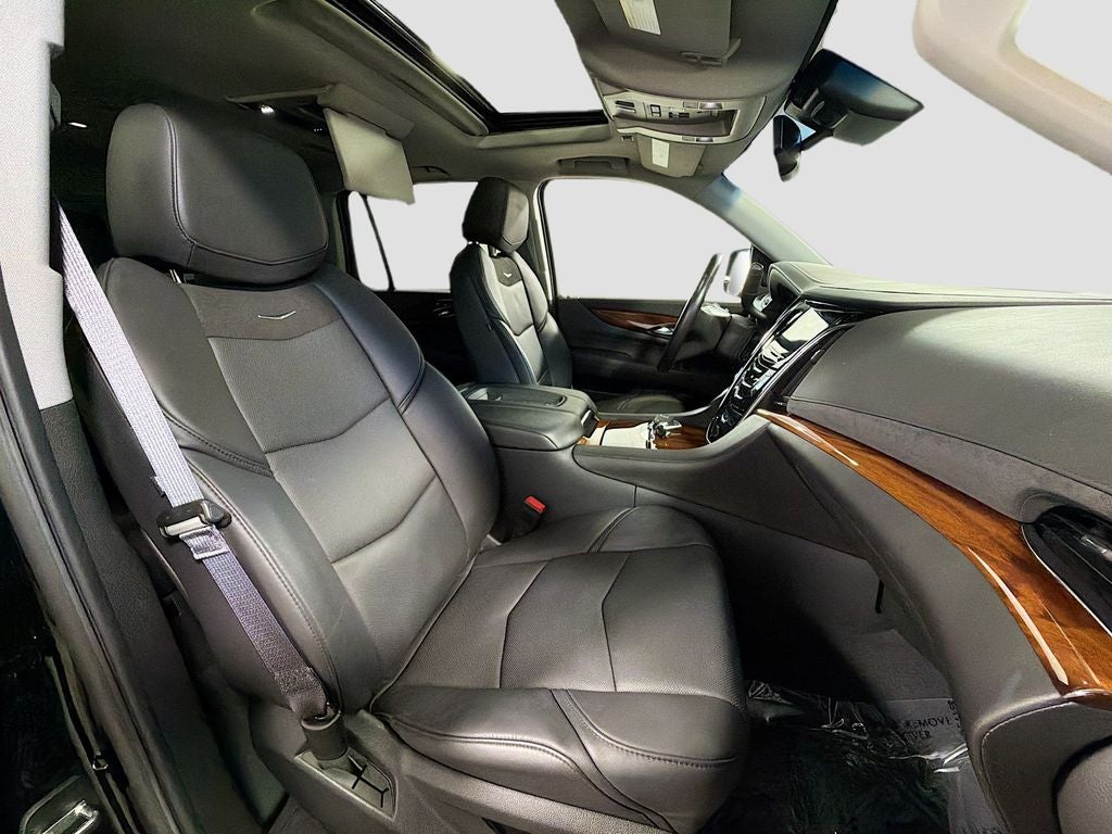 2015 Cadillac Escalade Luxury