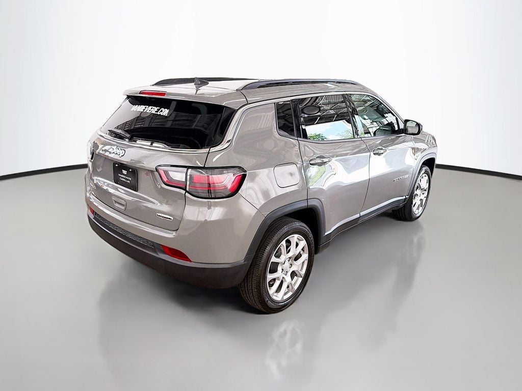 2023 Jeep Compass Latitude Lux