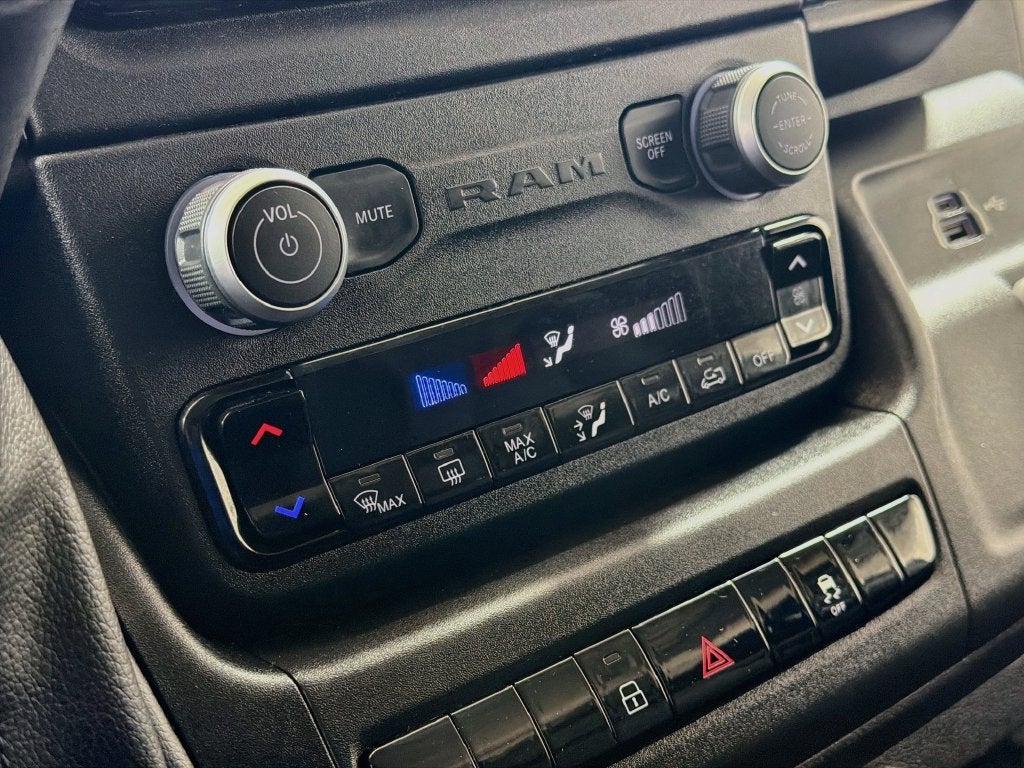 2025 RAM ProMaster 2500 Base 136 WB
