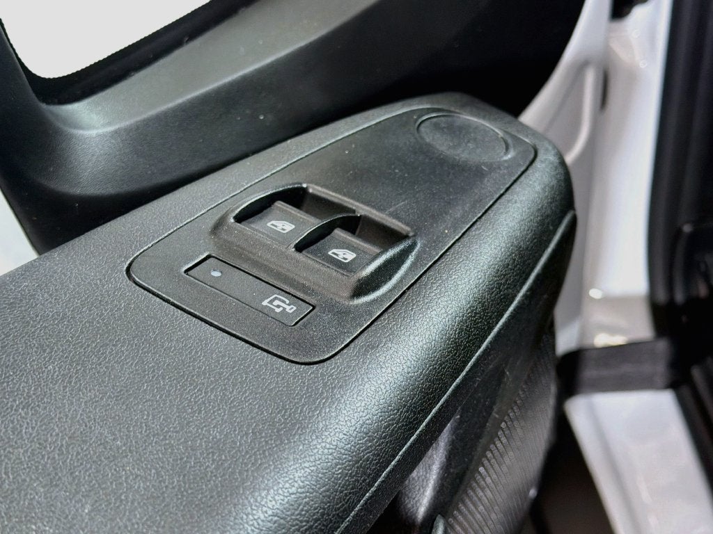 2025 RAM ProMaster 2500 Base 136 WB