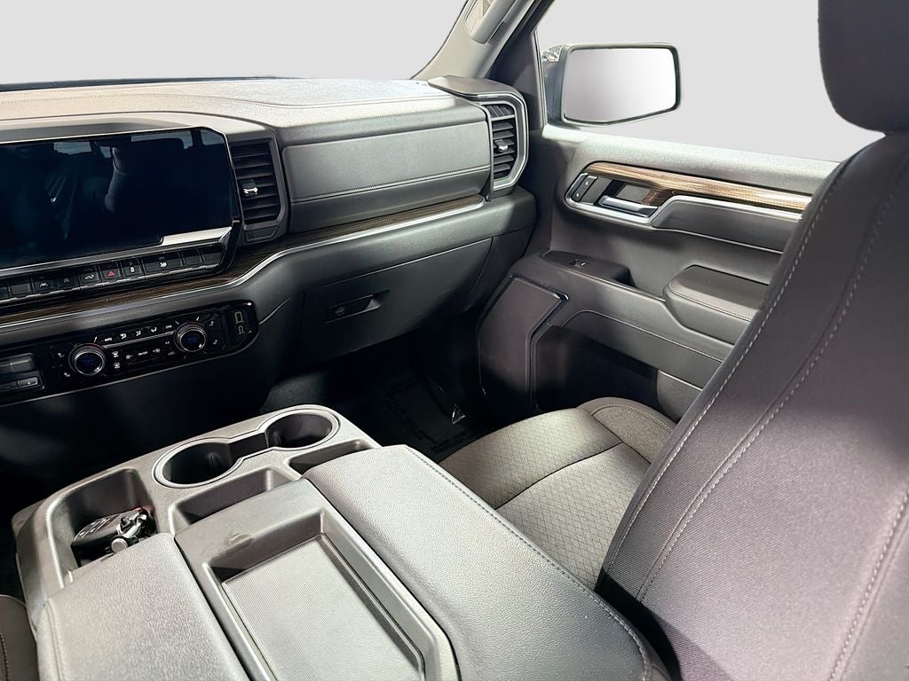 2023 Chevrolet Silverado 1500 LT LT1