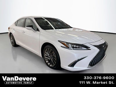 2024 Lexus ES 300h Luxury