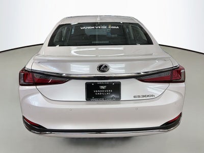 2024 Lexus ES 300h Luxury