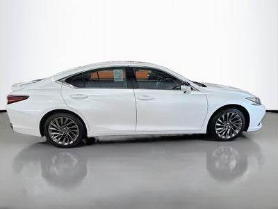 2024 Lexus ES 300h Luxury