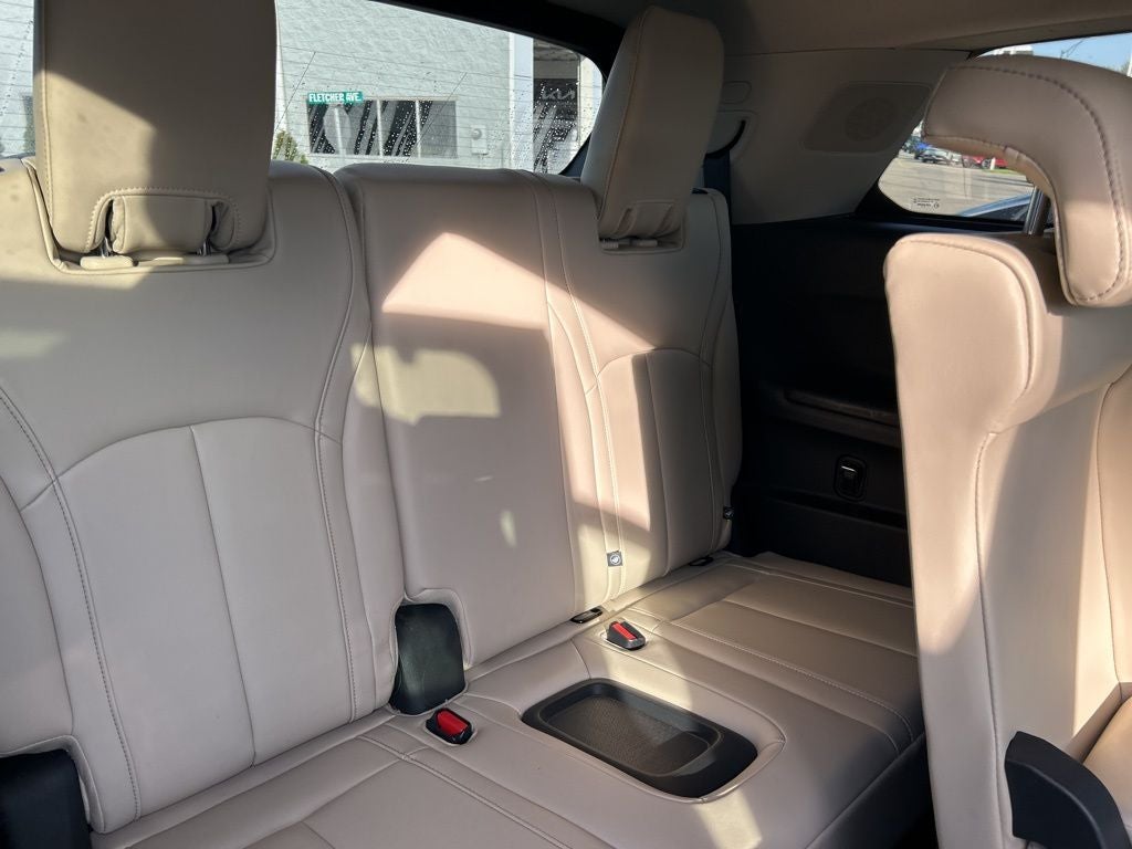 2023 INFINITI QX60 LUXE