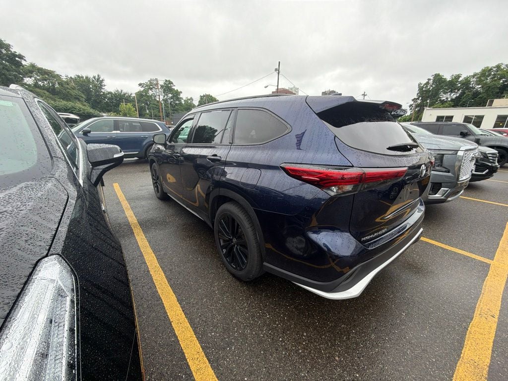 2023 Toyota Highlander XSE