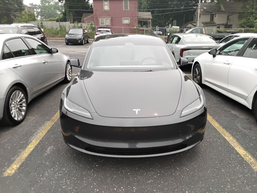 2025 Tesla Model 3 Long Range