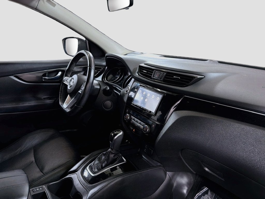 2017 Nissan Rogue Sport SL