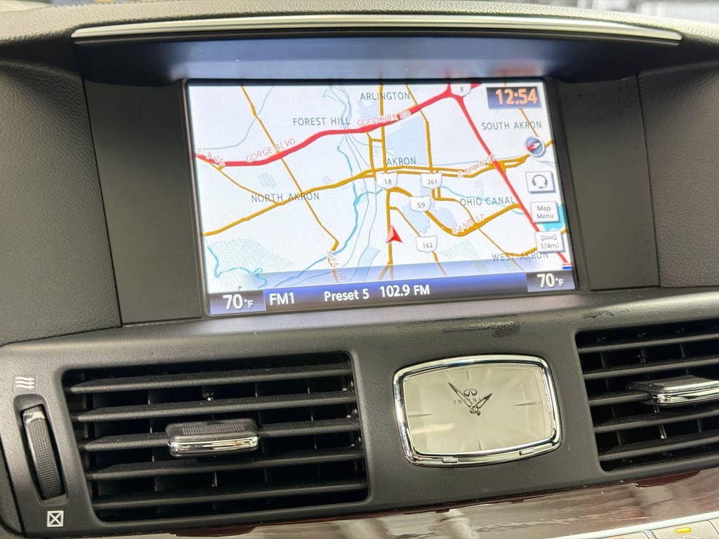 2016 INFINITI Q70 3.7X