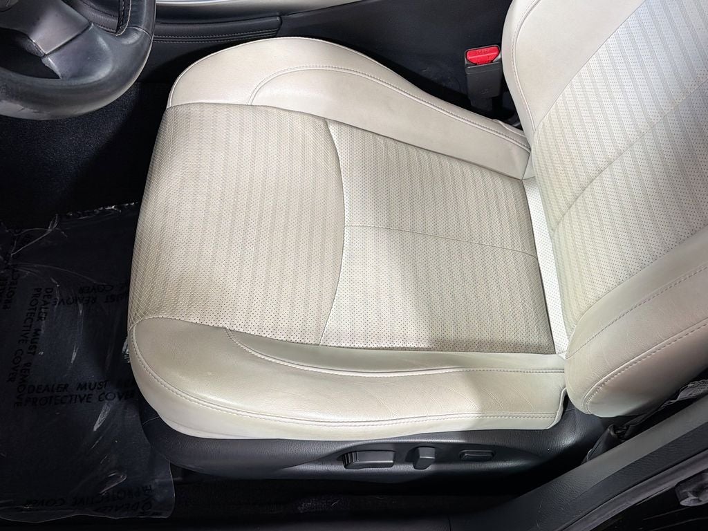 2016 INFINITI Q70 3.7X