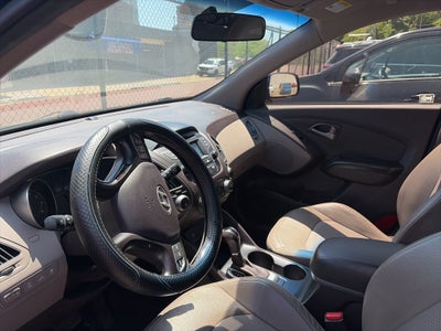2015 Hyundai Tucson SE