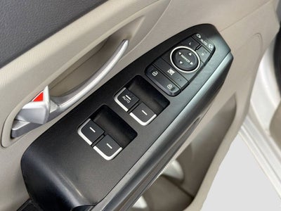2015 Kia Sedona LX