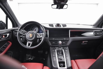 2021 Porsche Macan S