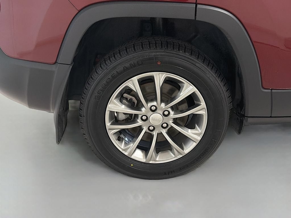2020 Jeep Cherokee Lux