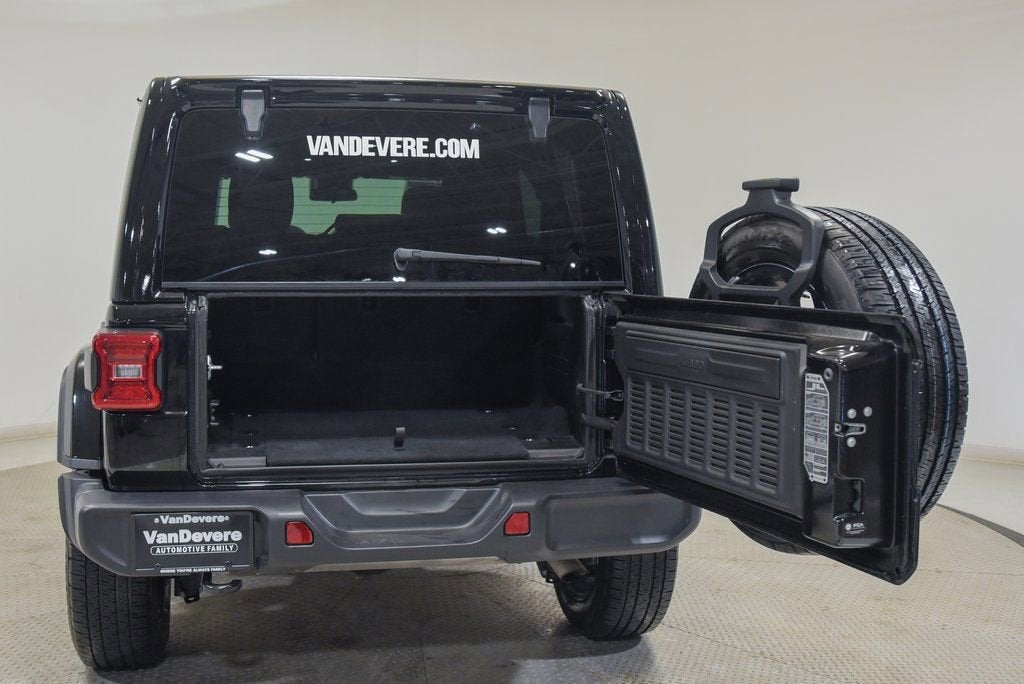 2025 Jeep Wrangler 4xe Sahara