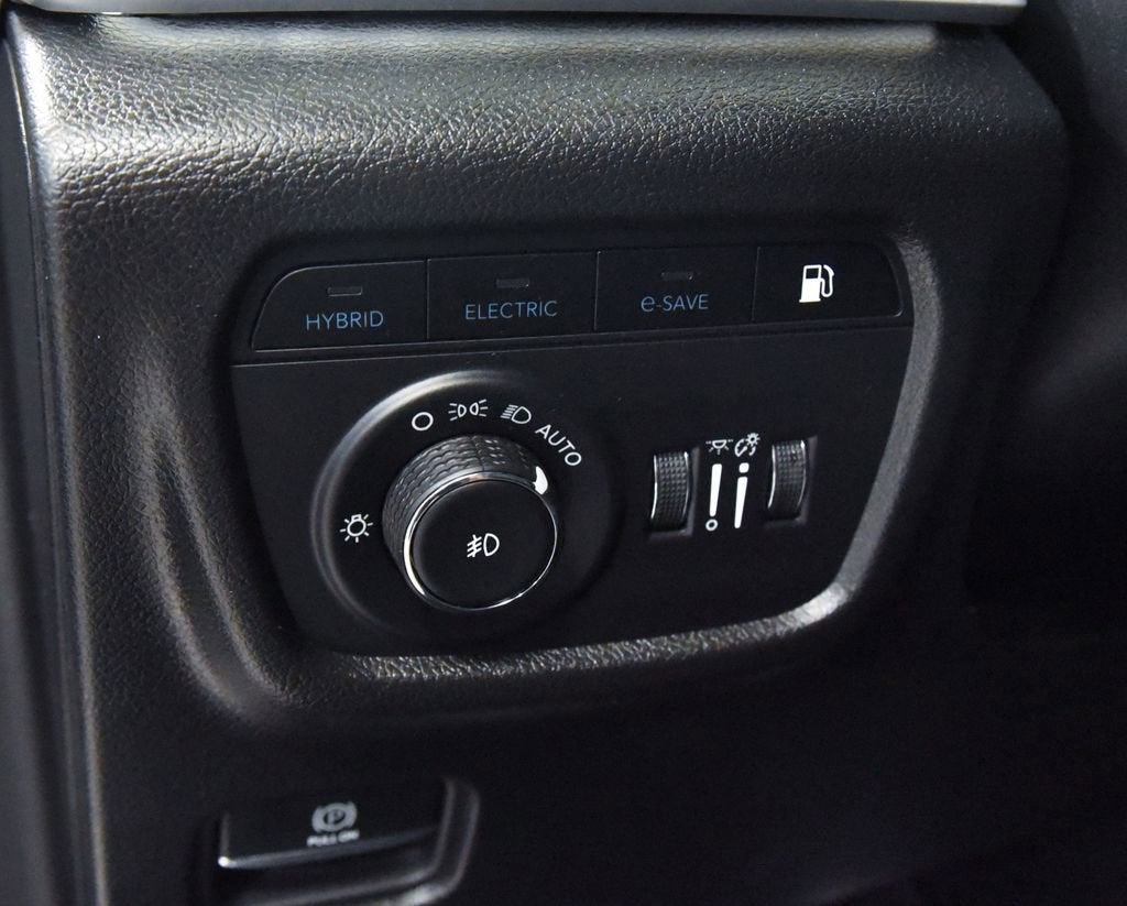 2025 Jeep Grand Cherokee 4xe Anniversary Edition