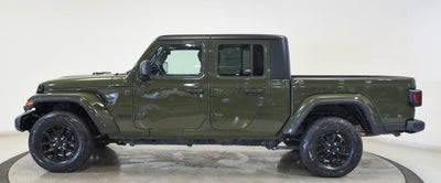 2022 Jeep Gladiator Altitude