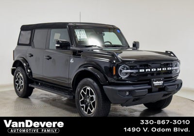 2023 Ford Bronco Base