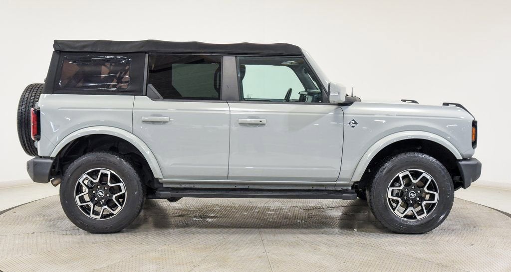 2021 Ford Bronco Base