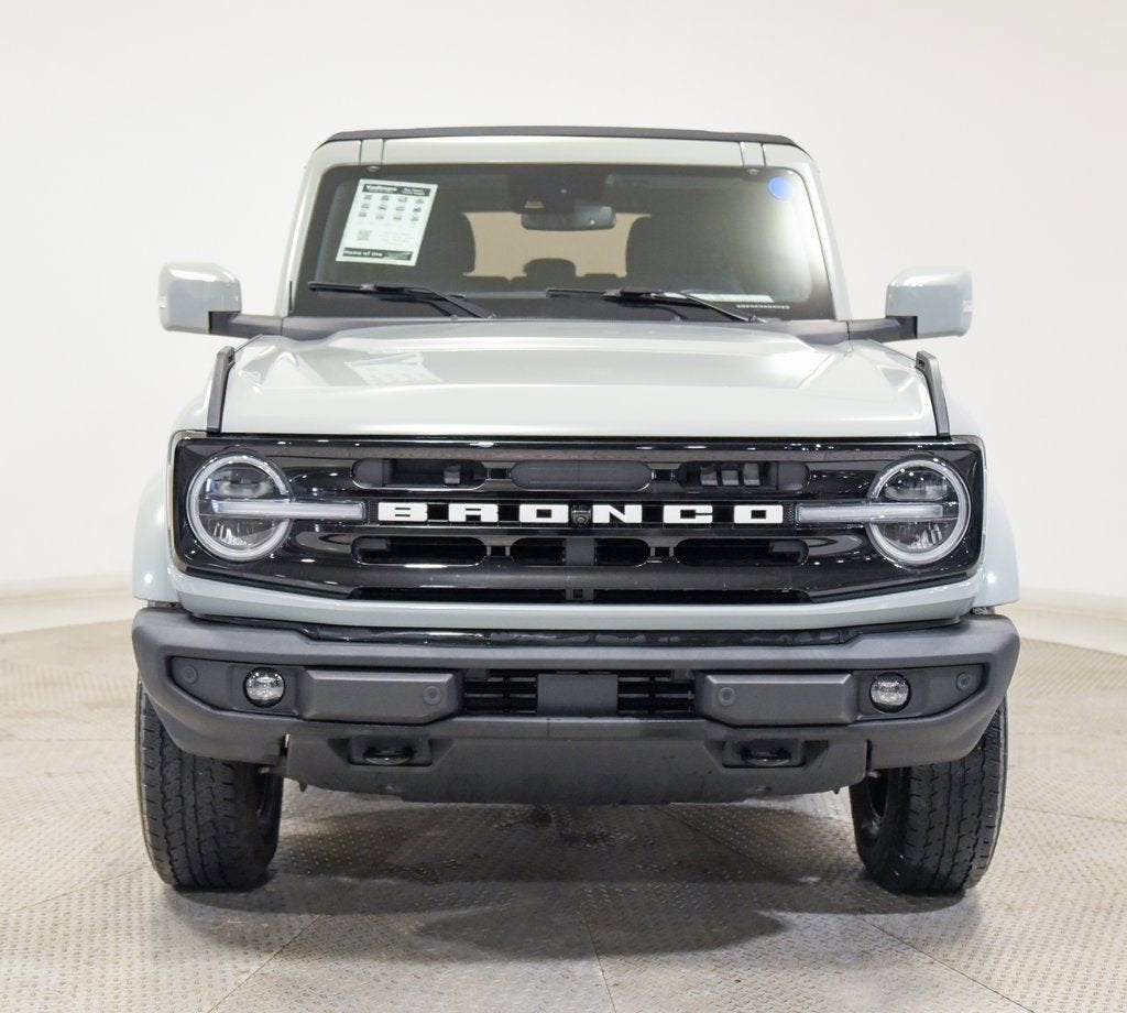 2021 Ford Bronco Base