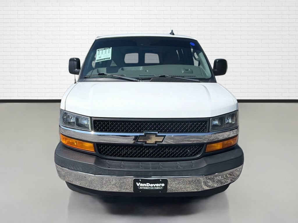 2019 Chevrolet Express Passenger 3500 LT