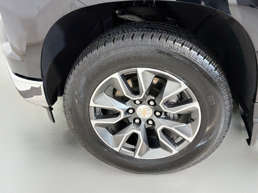 2025 Chevrolet Silverado 1500 LT (2FL)
