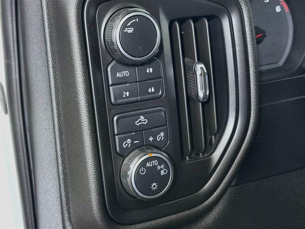 2019 Chevrolet Silverado 1500 Custom Trail Boss