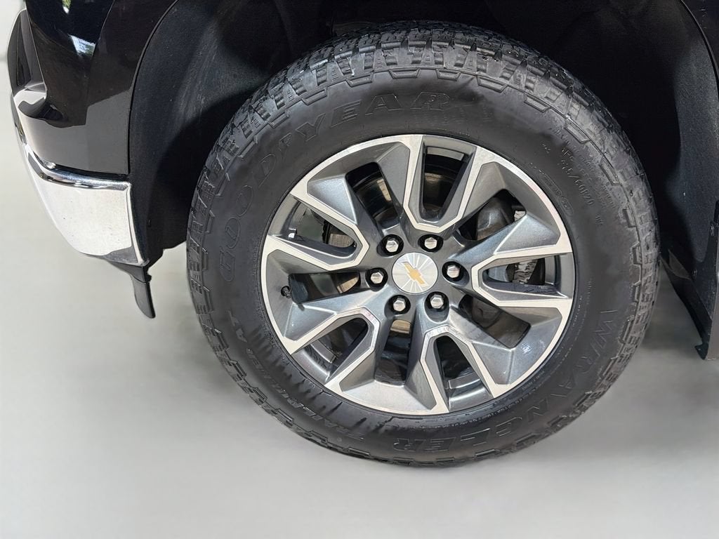 2025 Chevrolet Silverado 1500 LT (2FL)