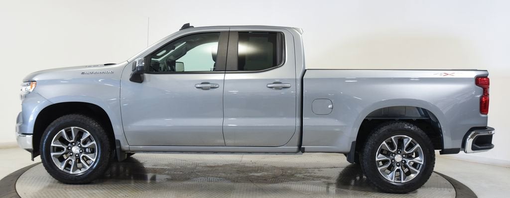 2025 Chevrolet Silverado 1500 LT (2FL)
