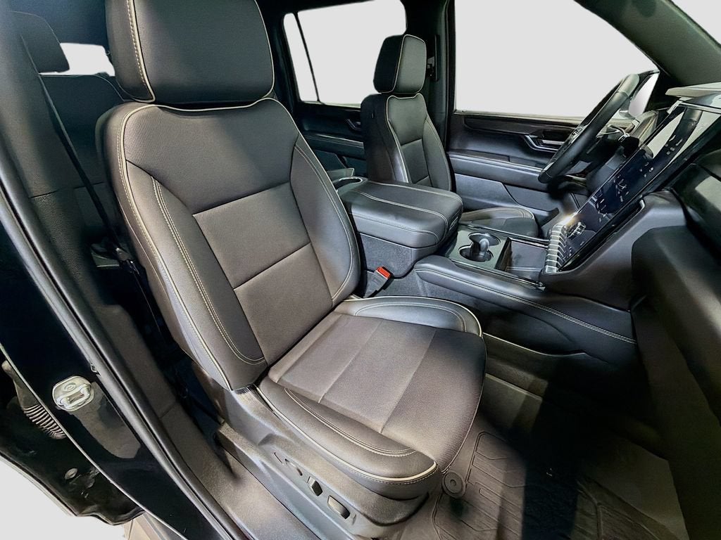 2025 GMC Yukon XL Elevation