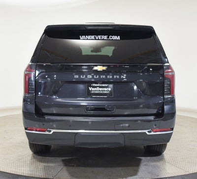 2025 Chevrolet Suburban LS