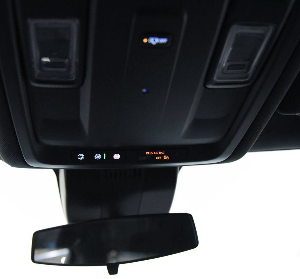2025 Chevrolet Suburban LS