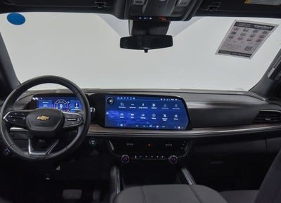 2025 Chevrolet Suburban LS