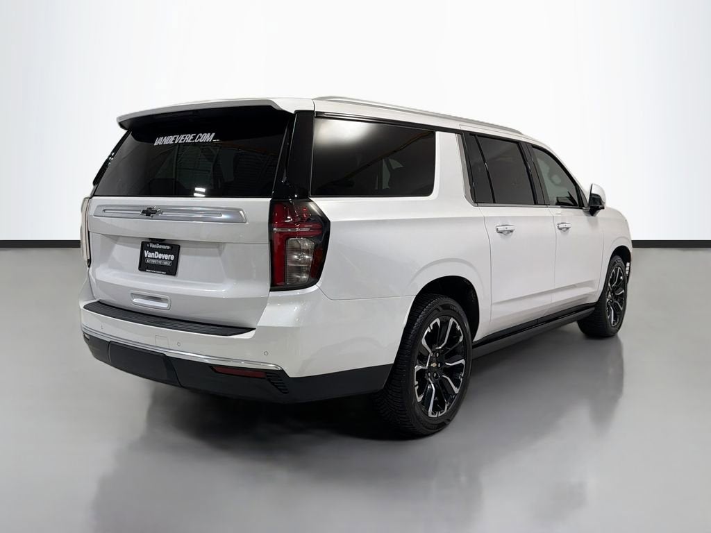 2023 Chevrolet Suburban High Country
