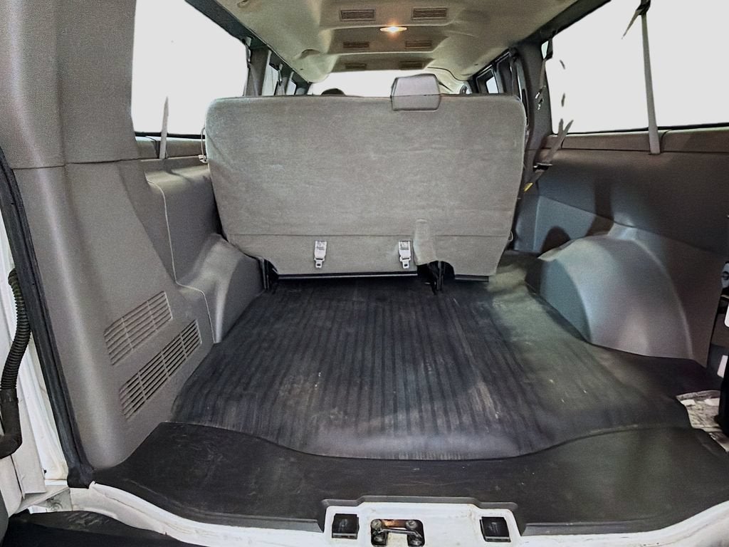2013 Chevrolet Express Passenger 3500 LS