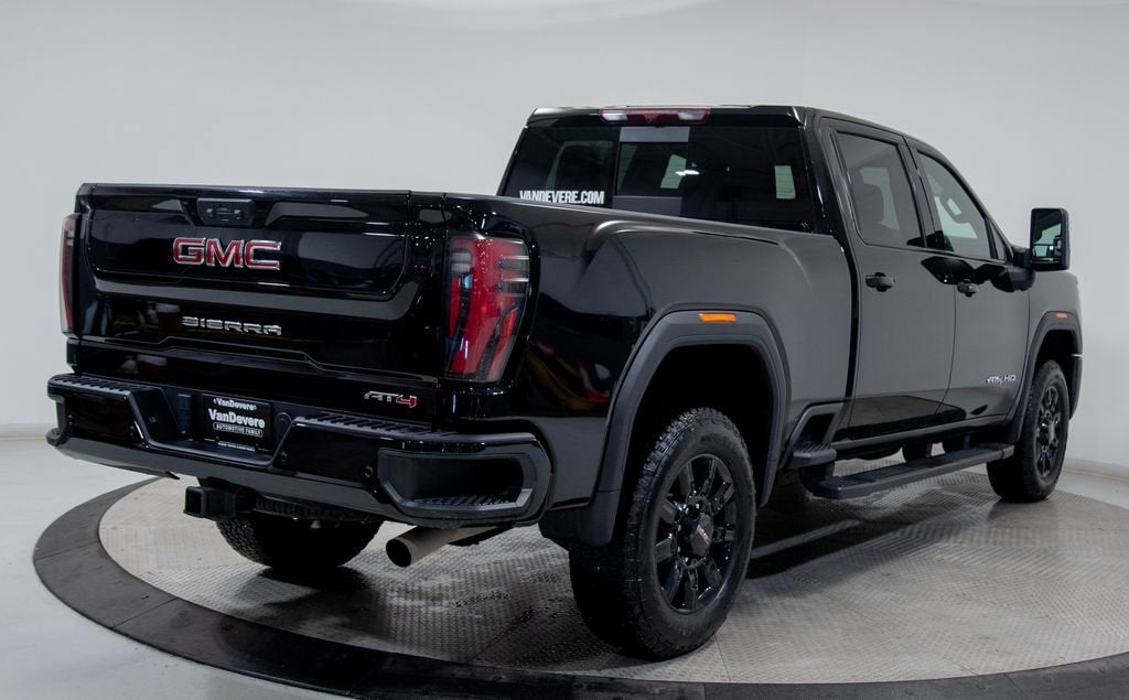 2024 GMC Sierra 2500 HD AT4