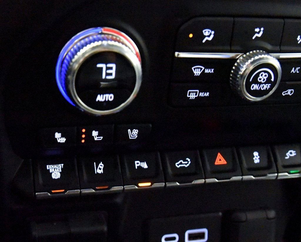 2023 GMC Sierra 3500 HD Denali