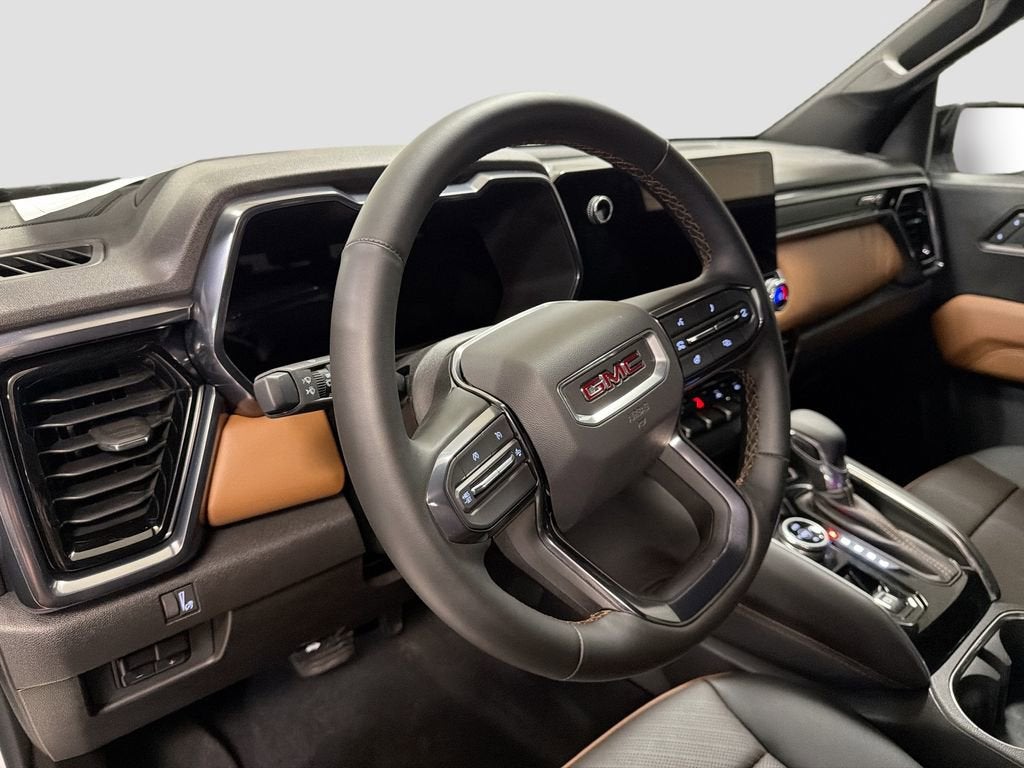 2025 GMC Canyon AT4
