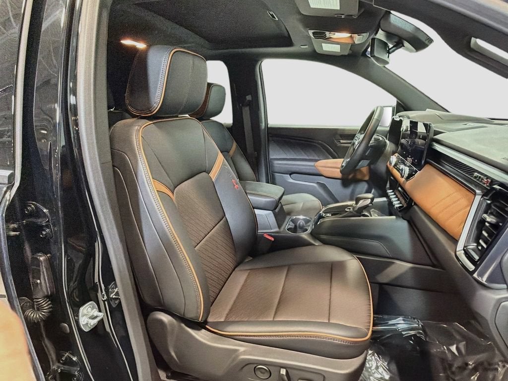 2025 GMC Canyon AT4