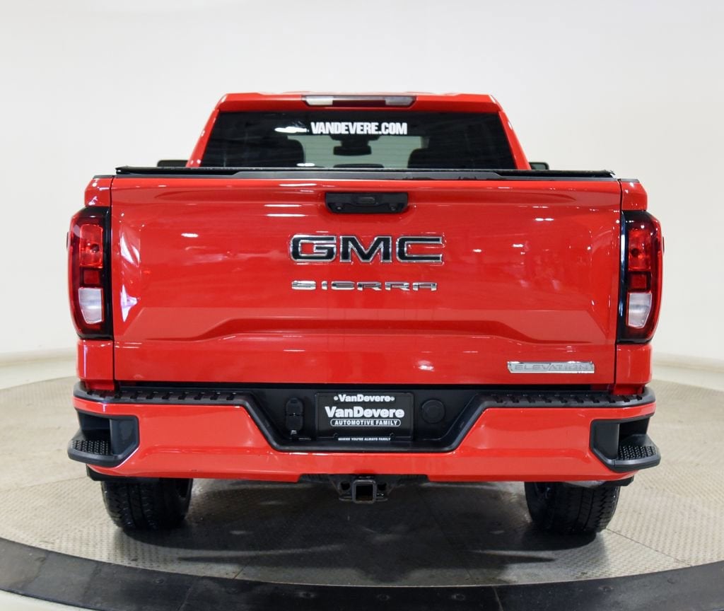 2023 GMC Sierra 1500 Elevation