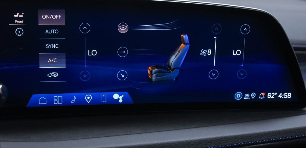 2024 Cadillac XT4 Sport