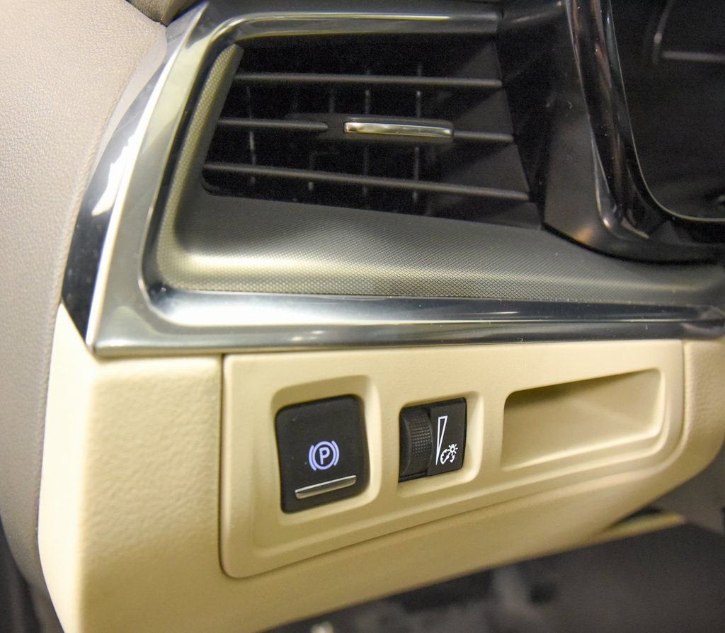 2017 Cadillac XT5 Luxury AWD