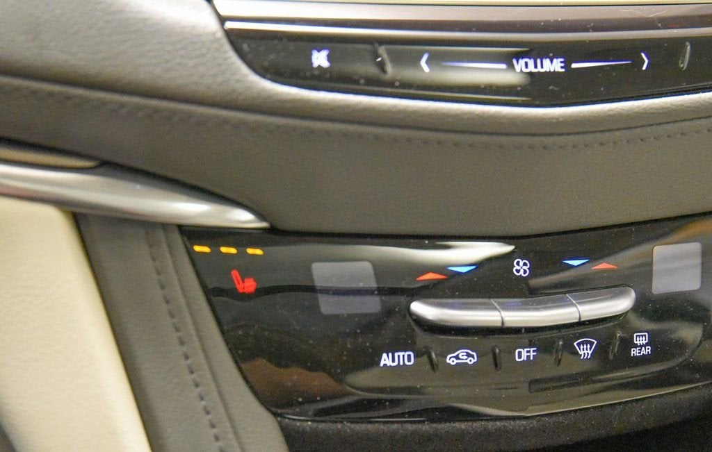 2017 Cadillac XT5 Luxury AWD