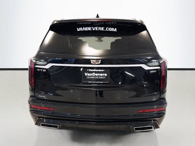 2025 Cadillac XT6 Sport